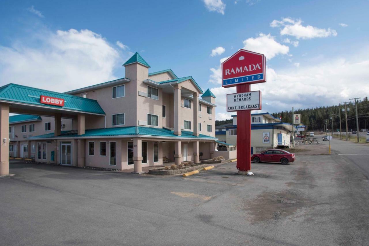 Hotel Ramada Limited 100 Mile House Exterior foto